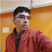 Mi objetivo es hacer que la física y las matemáticas sean accesibles y emocionantes para todos mis alumnos, utilizando métodos didácticos y ejemplos prácticos que faciliten la comprensión de estos temas a menudo desafiantes pero fascinantes